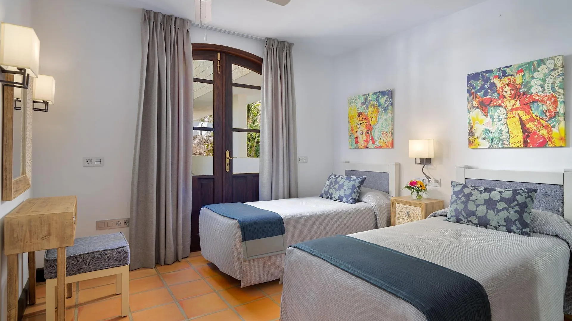 Hotel Regency Country Club, Apartments Suites Playa de las Americas